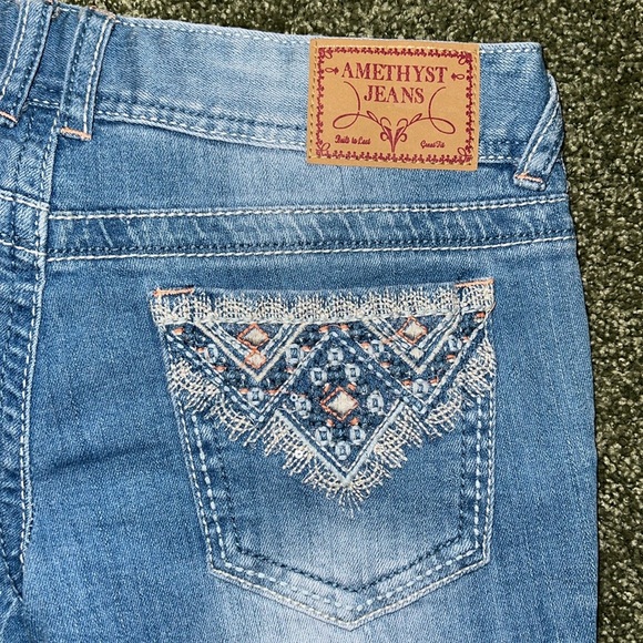 Low-Rise Blue Jeans - Picture 11 of 13